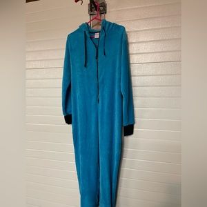 Totally Pink fuzzy blue and black loungewear/pajamas/jumpsuit